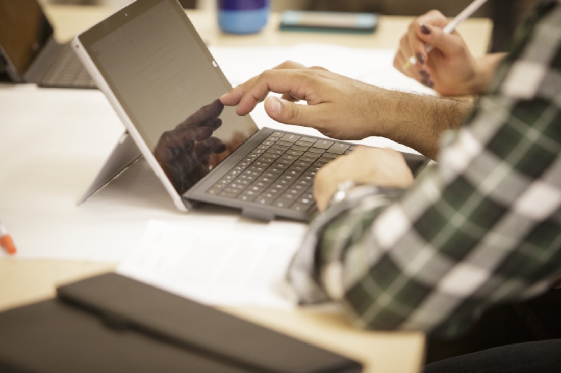 Laptop computer image